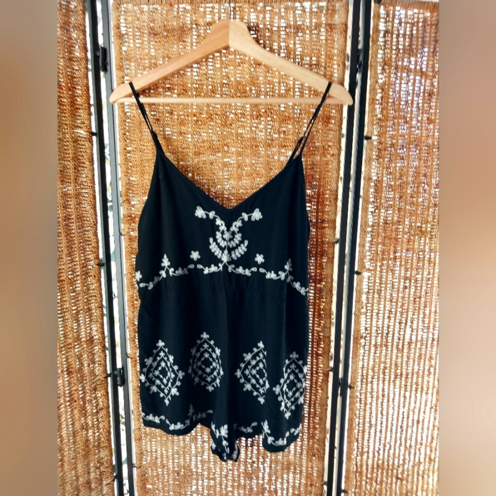 Forever 21 romper shorts, Size S